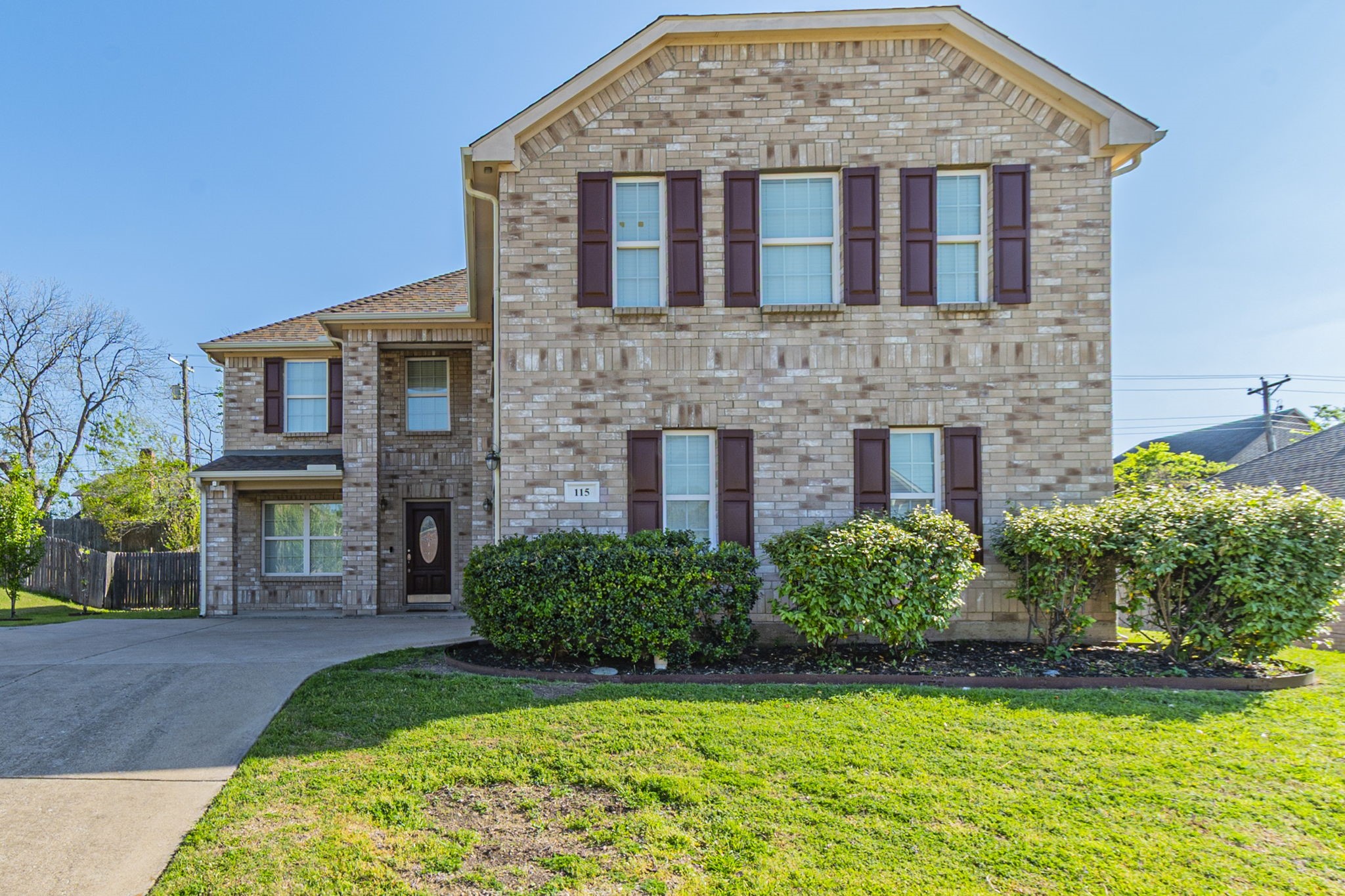 115 Matamoros Street Grand Prairie TX 75051