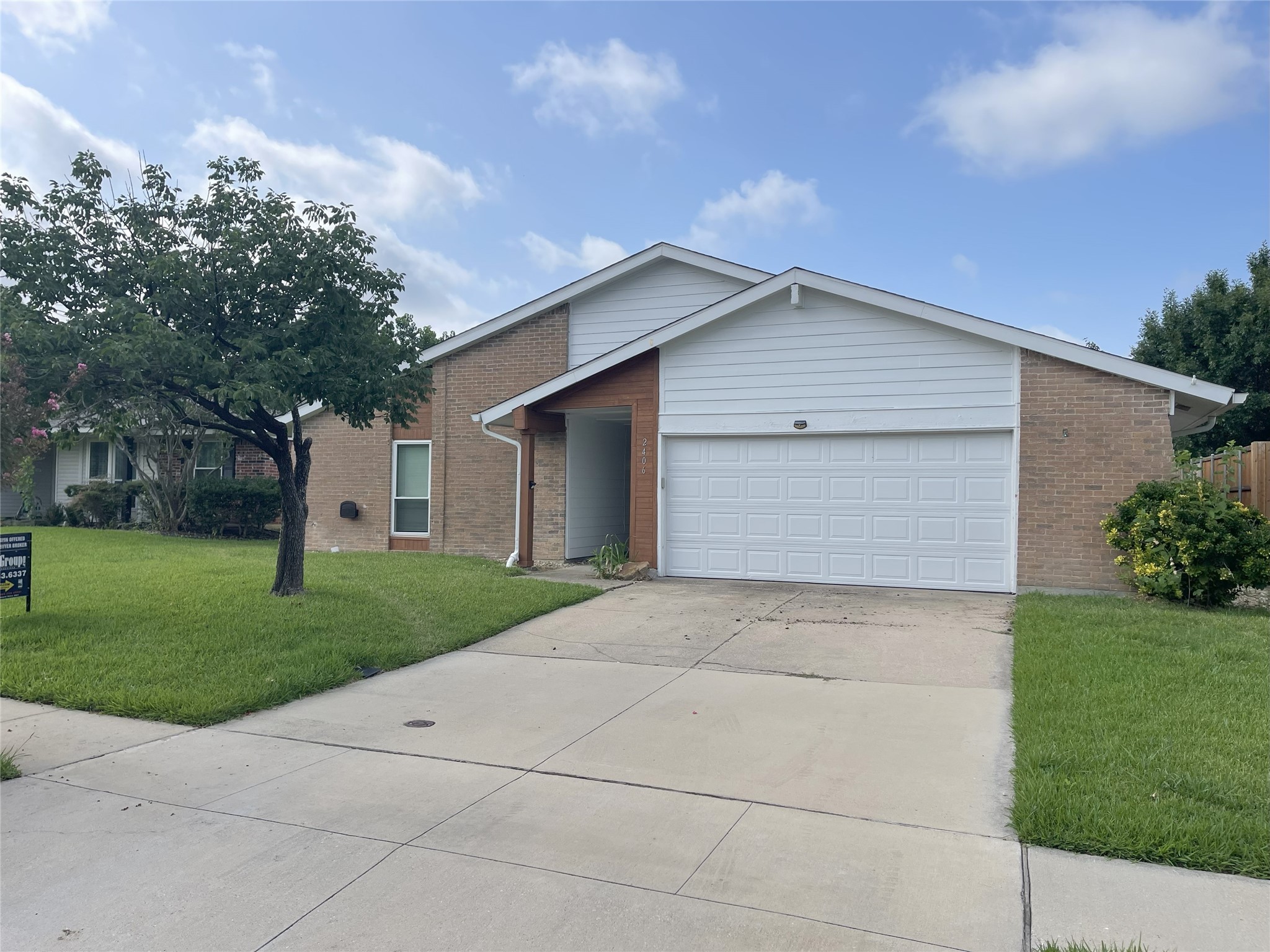 2406 Via Barcelona Carrollton TX 75006