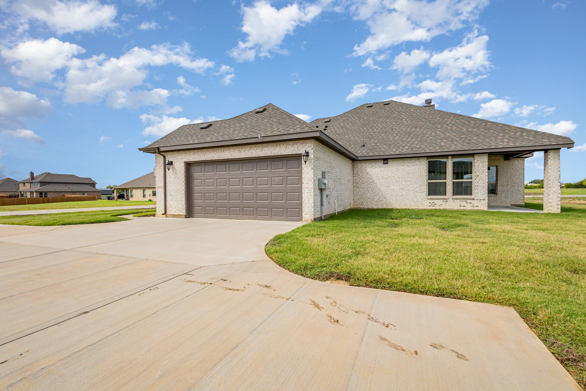 6044 Mango Sanger TX 76266
