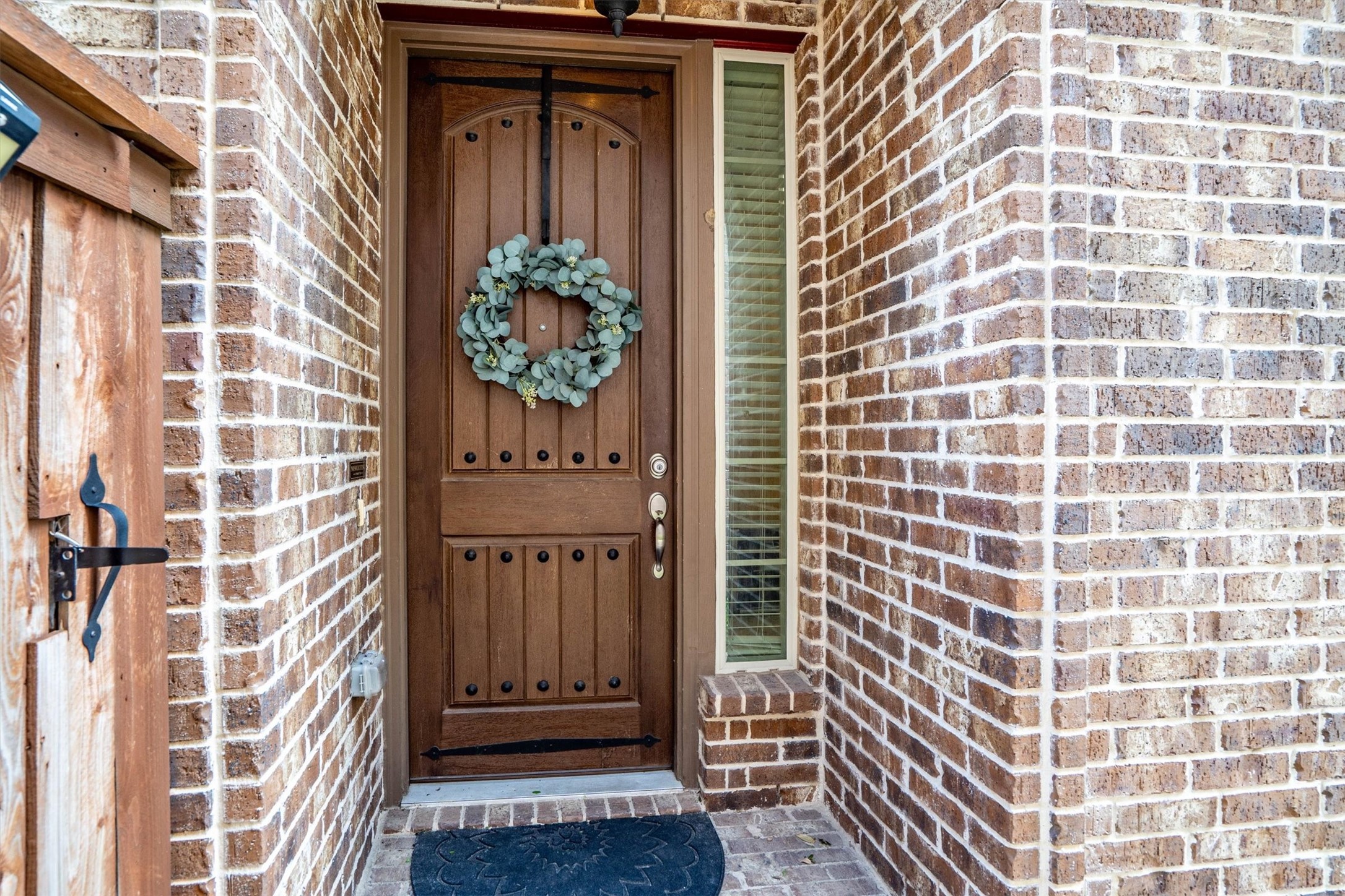 2459 Embleton Drive Lewisville TX 75067