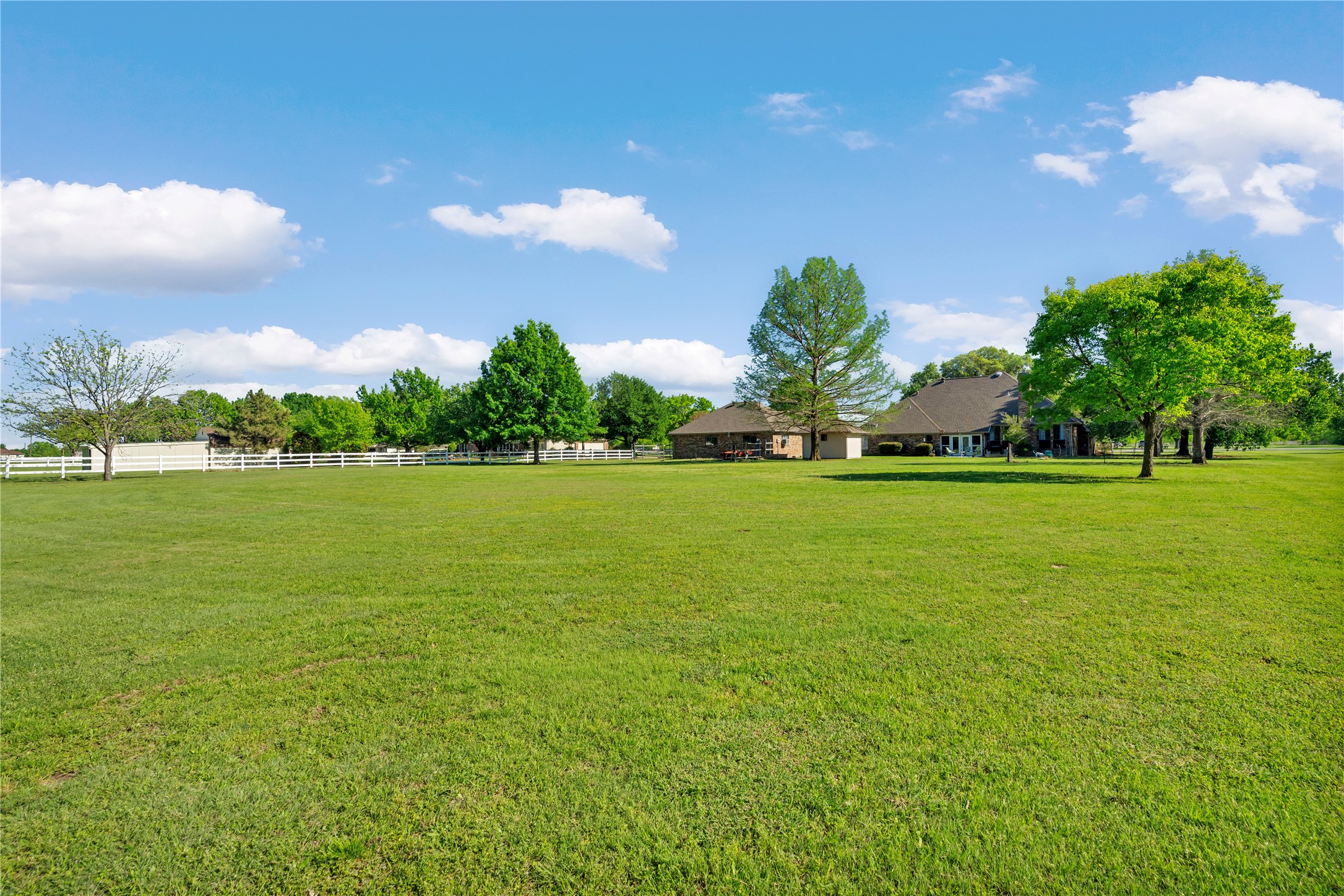 7247 Somerset Lane Aubrey TX 76227