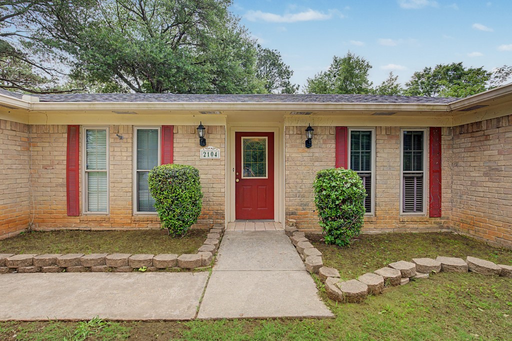 2104 Wainwright Court Longview TX 75605