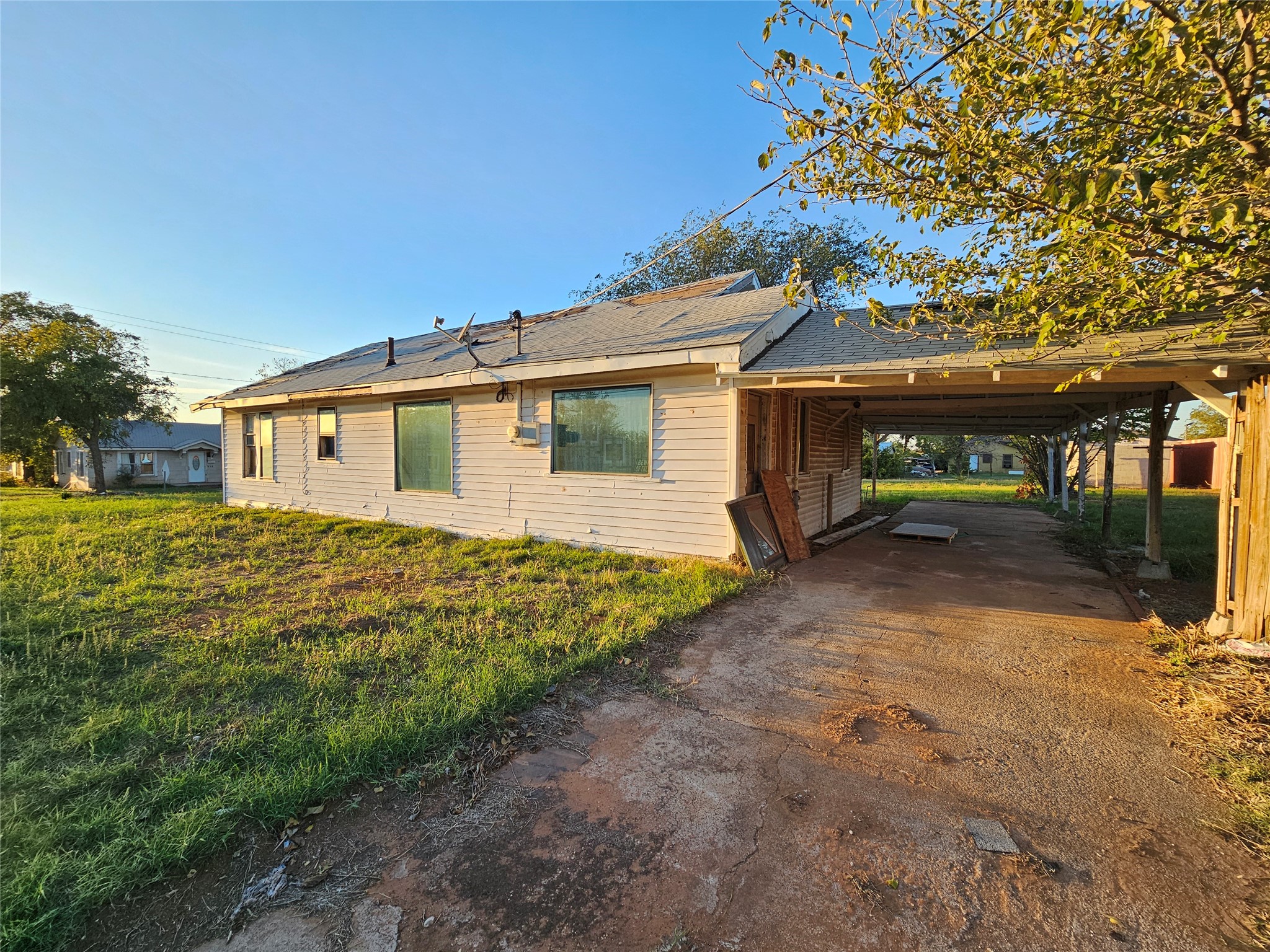 1211 Campbell Street Sweetwater TX 79556