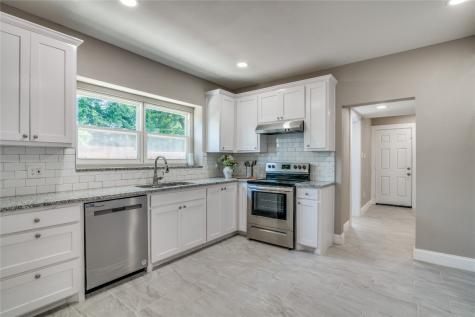 1107 Wayne Street Dallas TX 75223