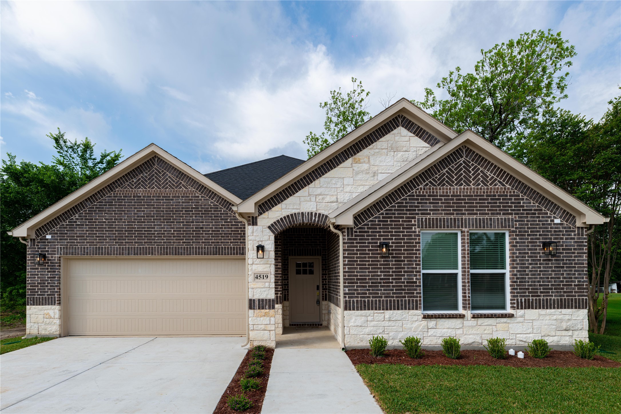 4519 Rosehill Road Garland TX 75043