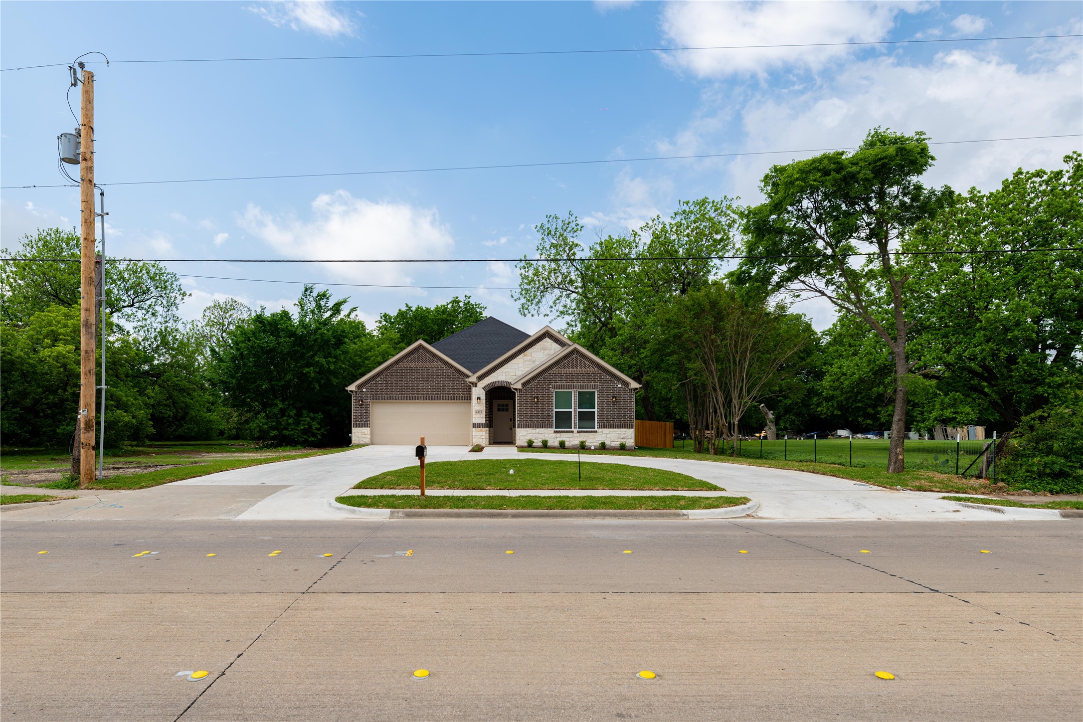 4519 Rosehill Road Garland TX 75043