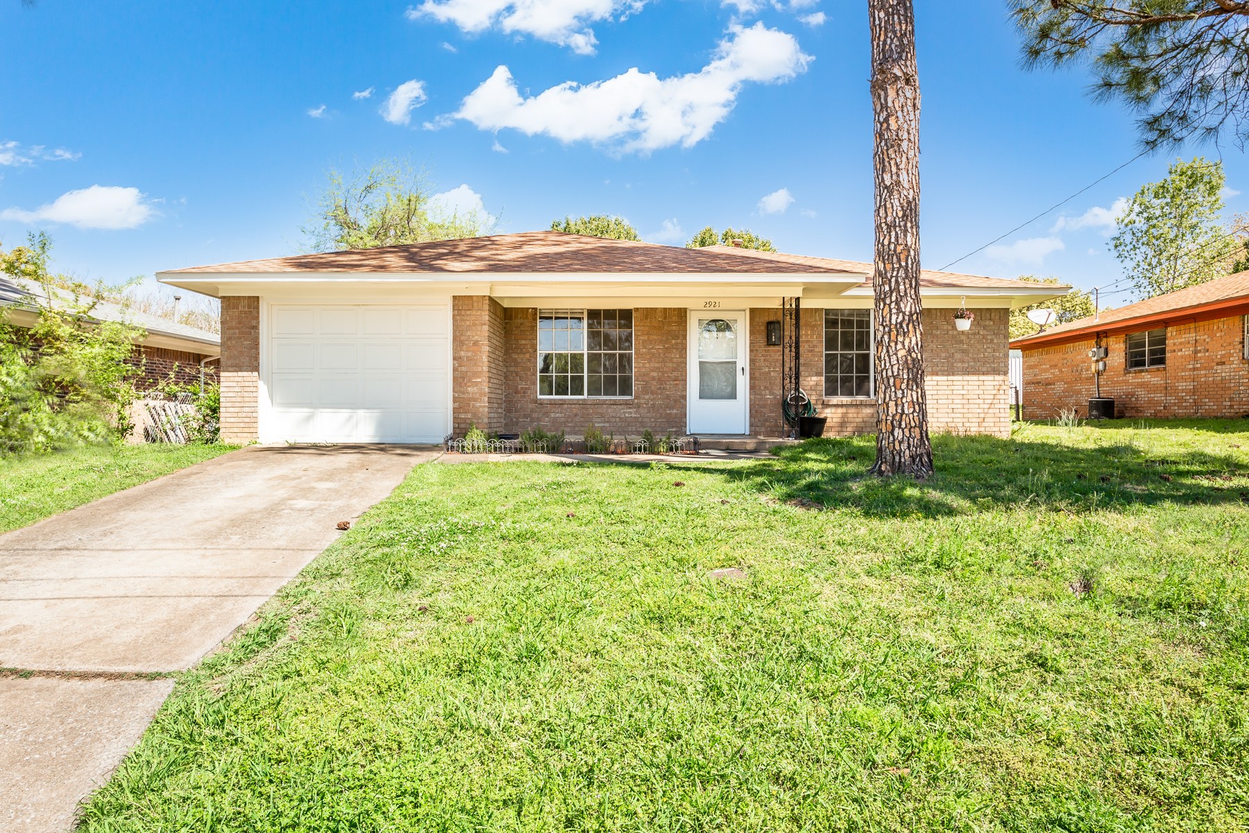 2921 W Parnell Street Denison TX 75020