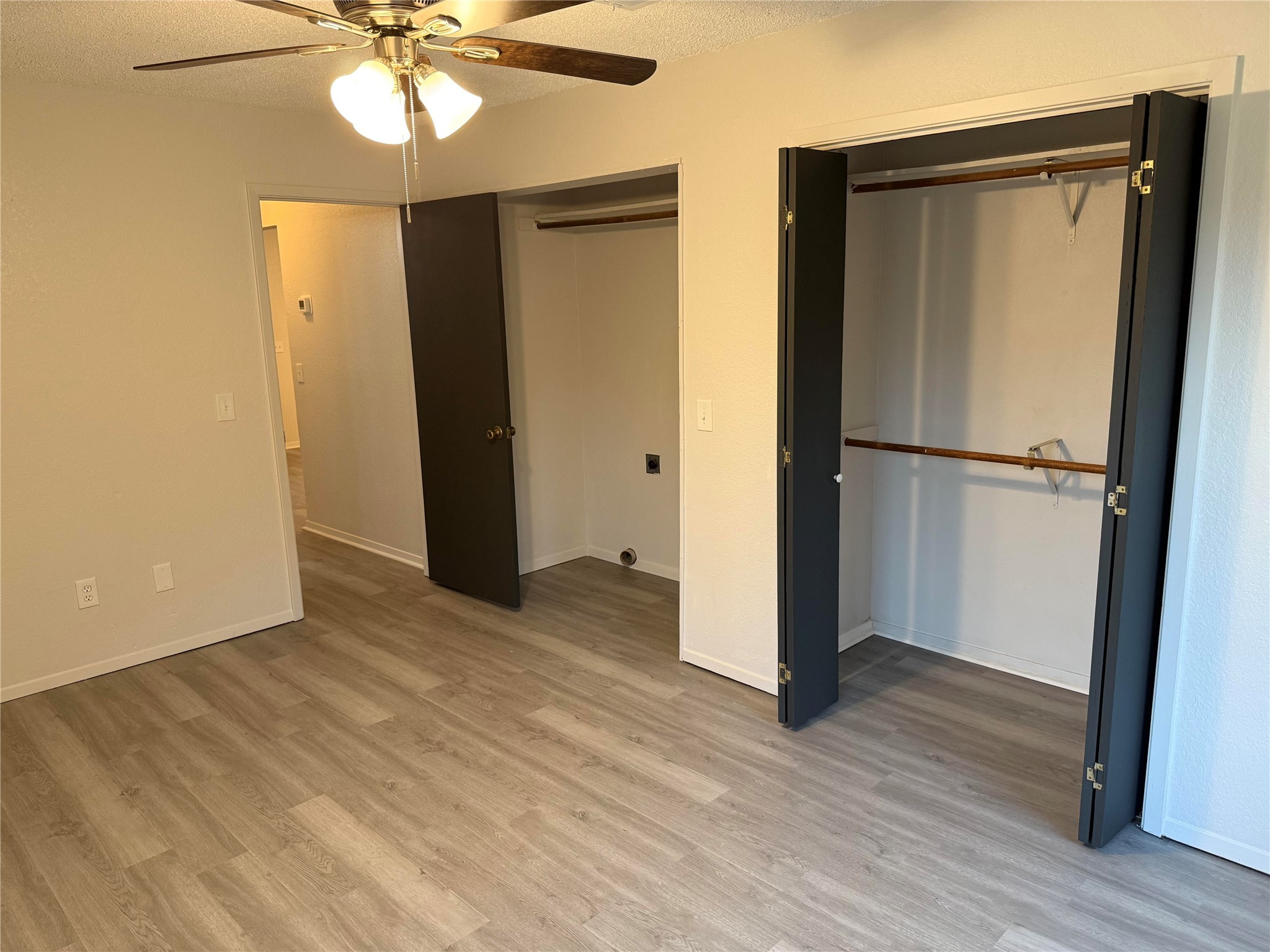 951 Van Zandt Paris TX 75460