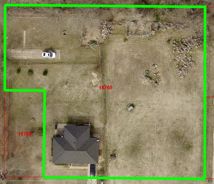 951 Van Zandt Paris TX 75460