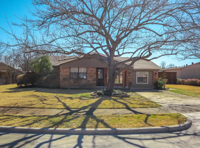 114 W Taylor Drive Garland TX 75040