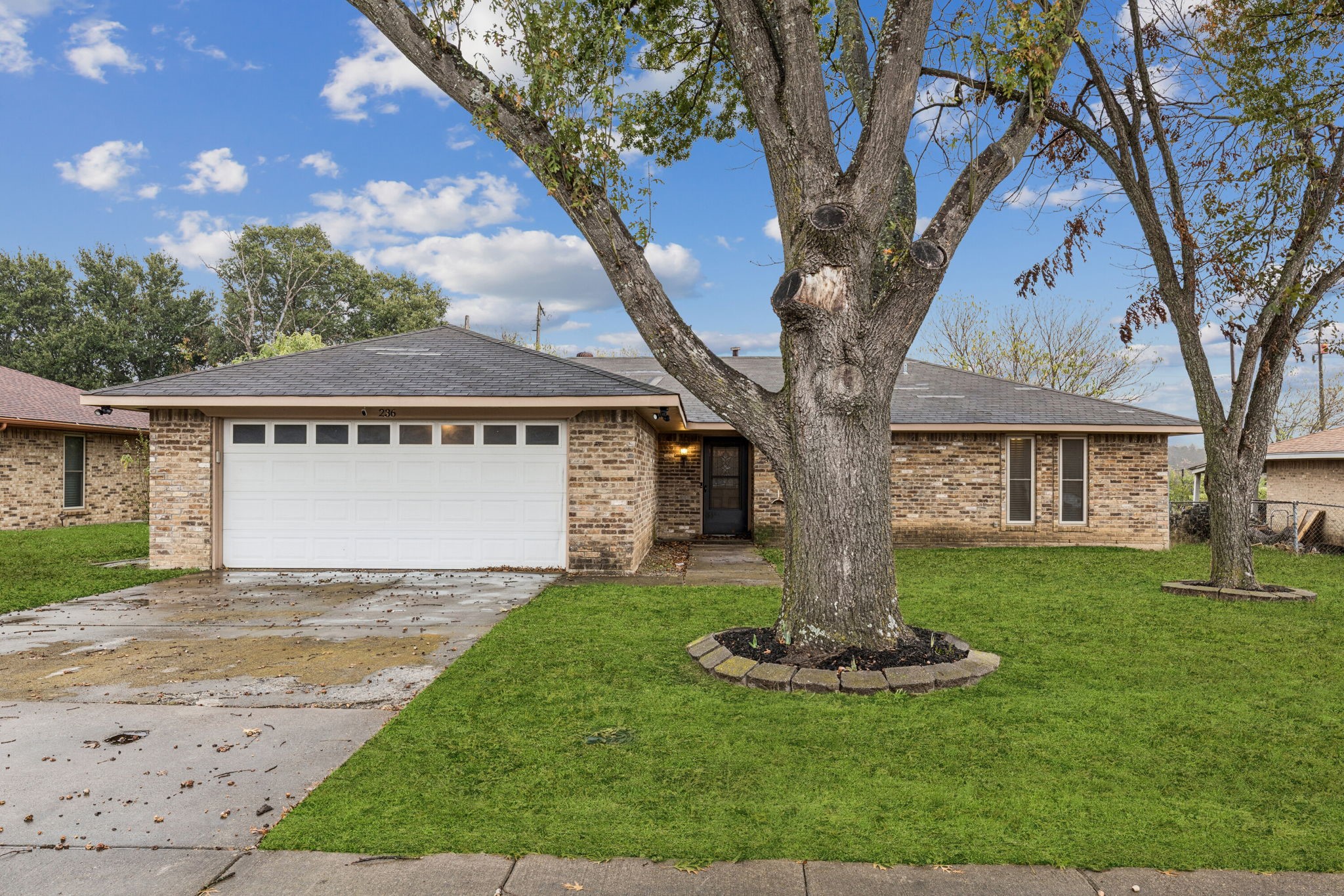 236 Evelyn Street Desoto TX 75115