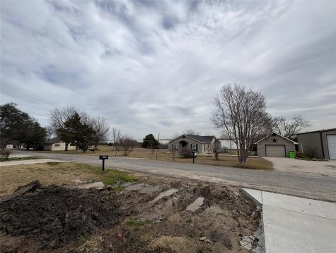 4512 County Road 895 Princeton TX 75407