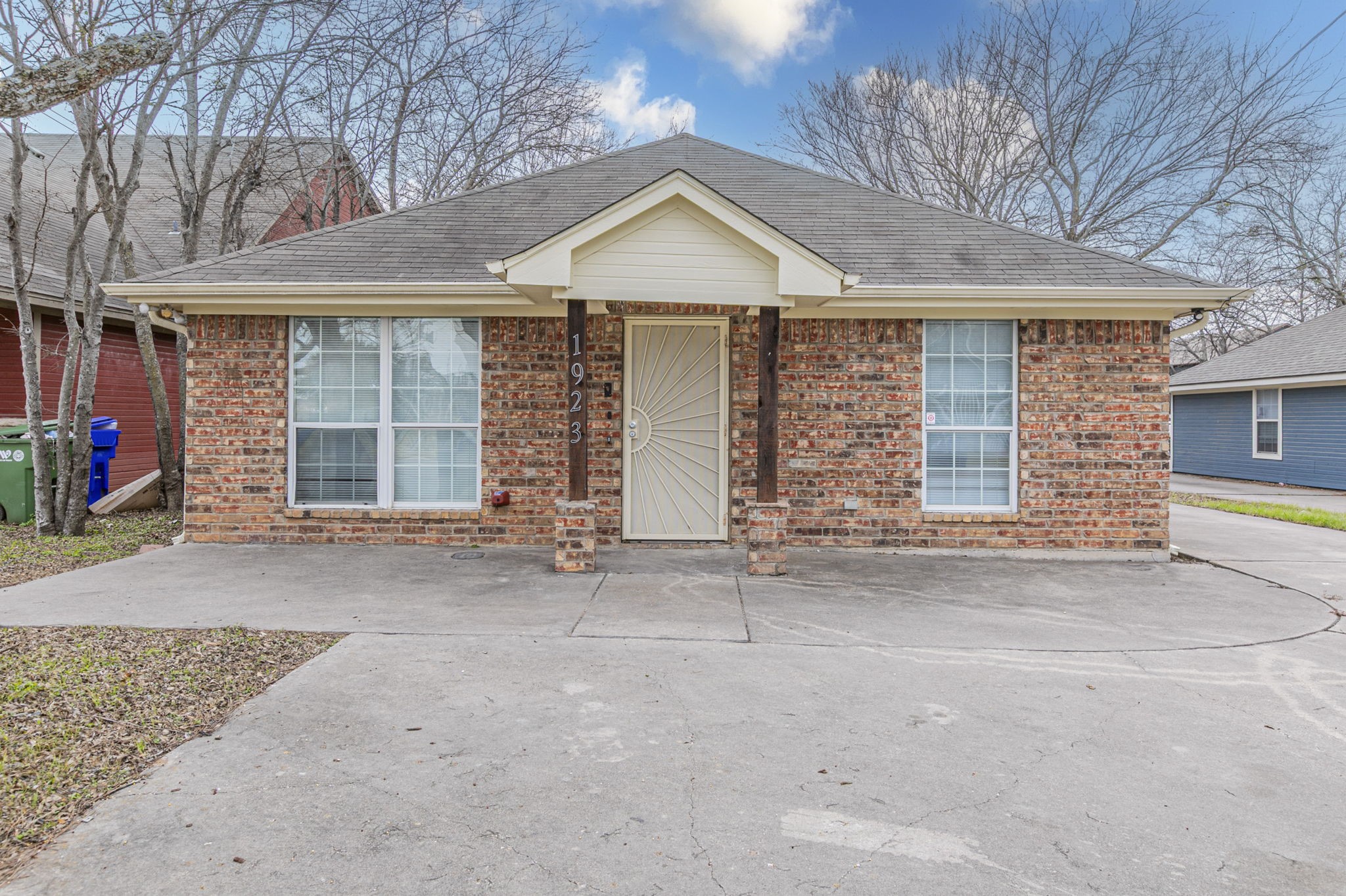 1923 S 15th Street Waco TX 76706