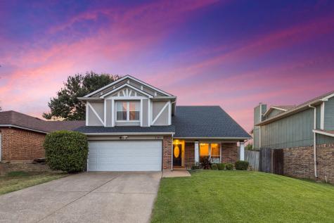 2207 Chatam Hill Street Grapevine TX 76051