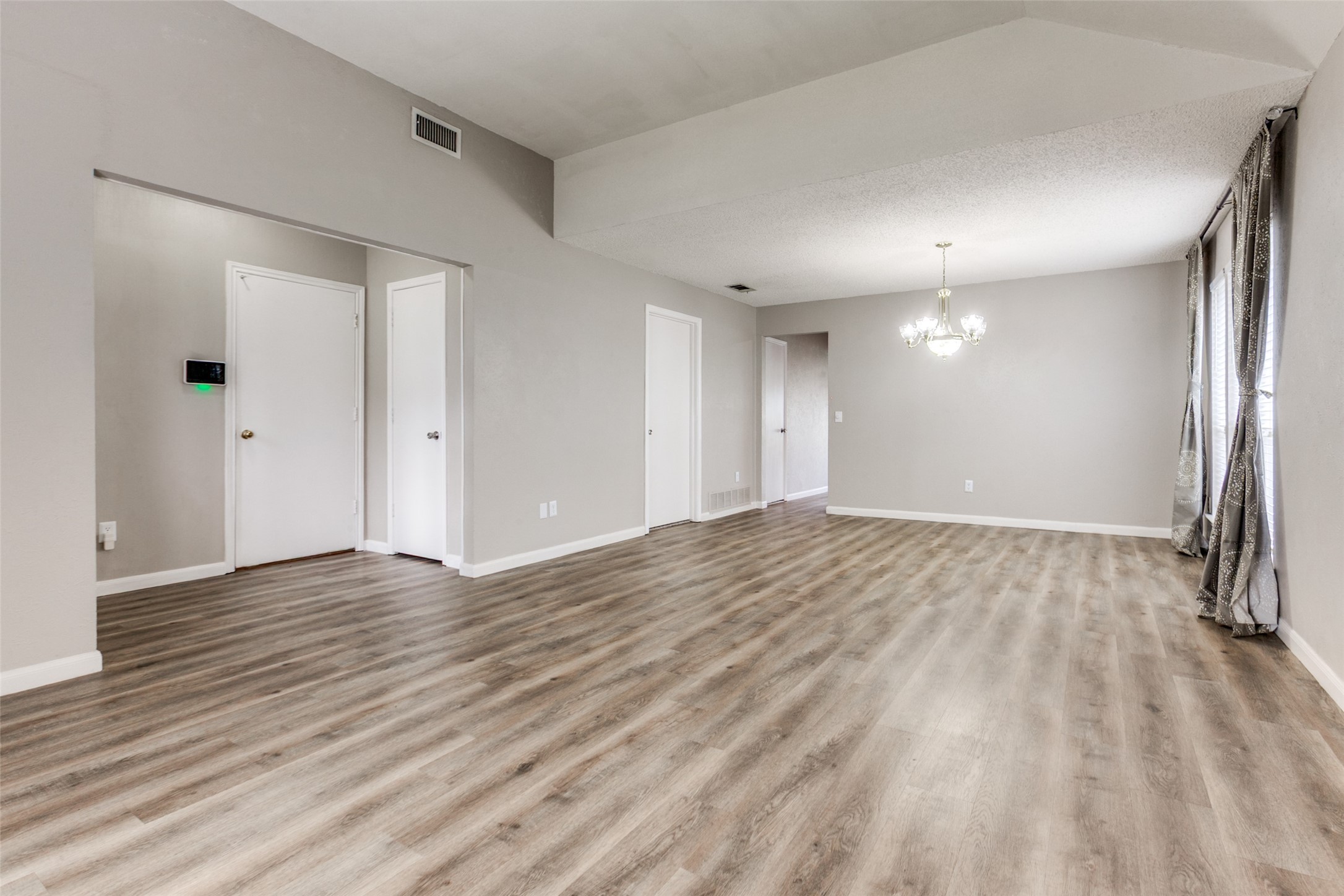 2722 Laurel Oaks Drive Garland TX 75044