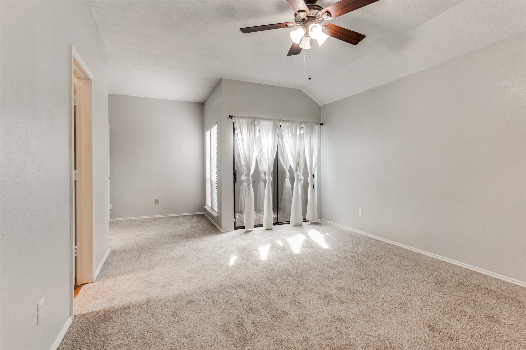 2722 Laurel Oaks Drive Garland TX 75044