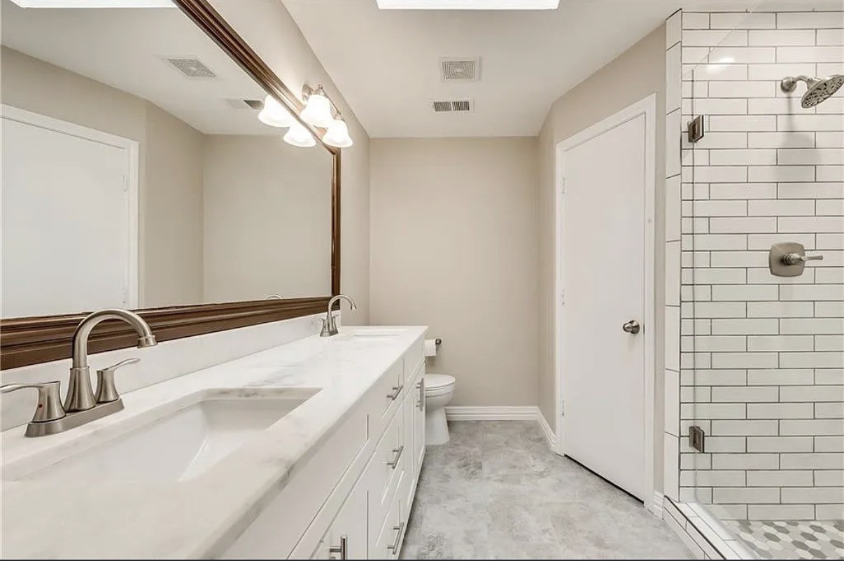 2303 Silverthorne Drive Dallas TX 75287