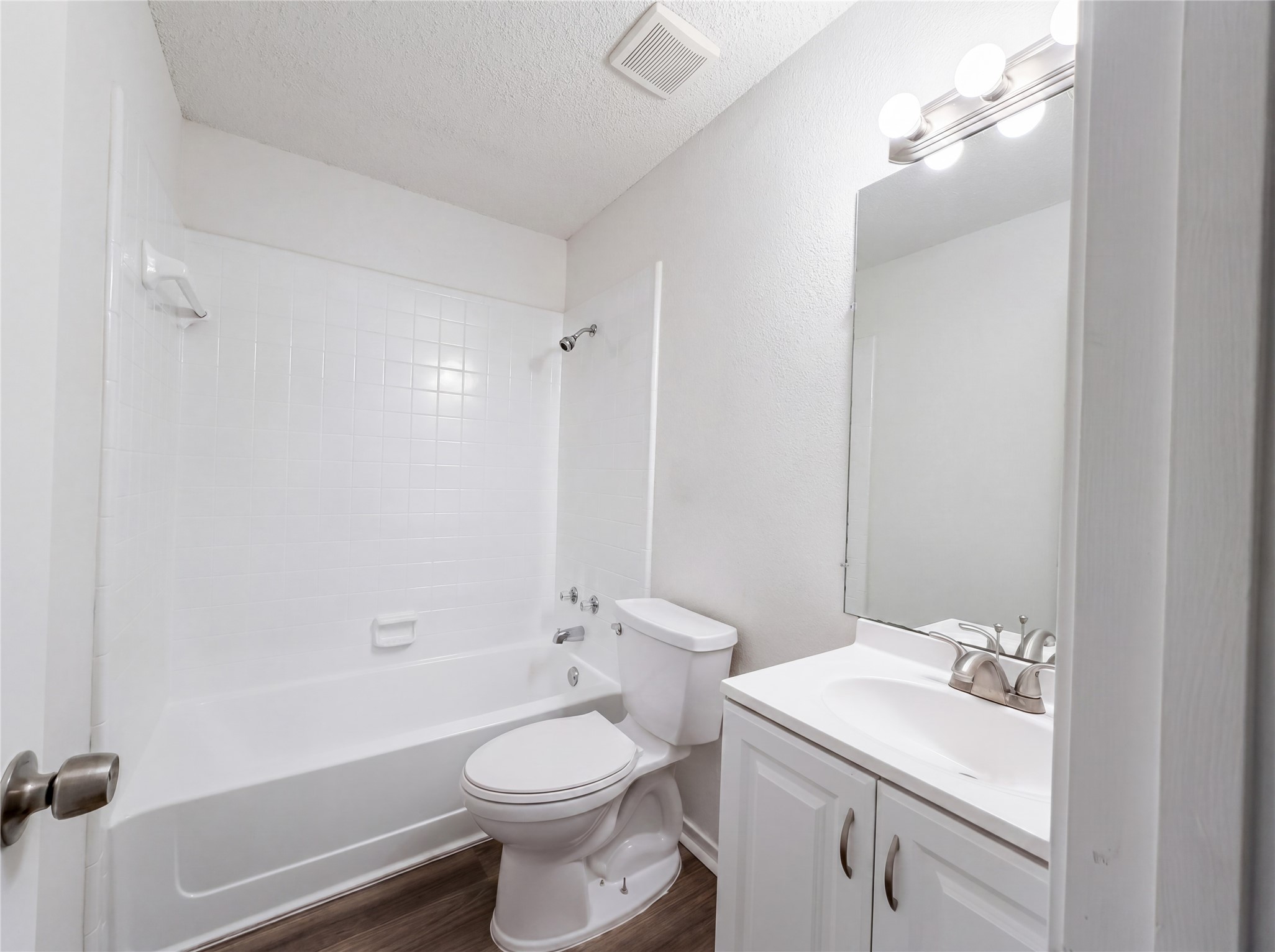 3628 Riverhead Drive Arlington TX 76015