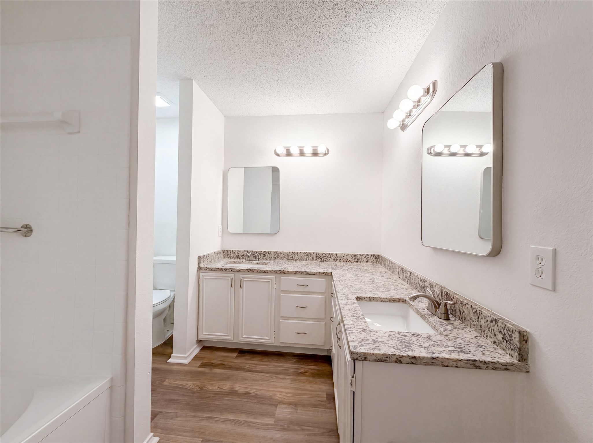 3628 Riverhead Drive Arlington TX 76015