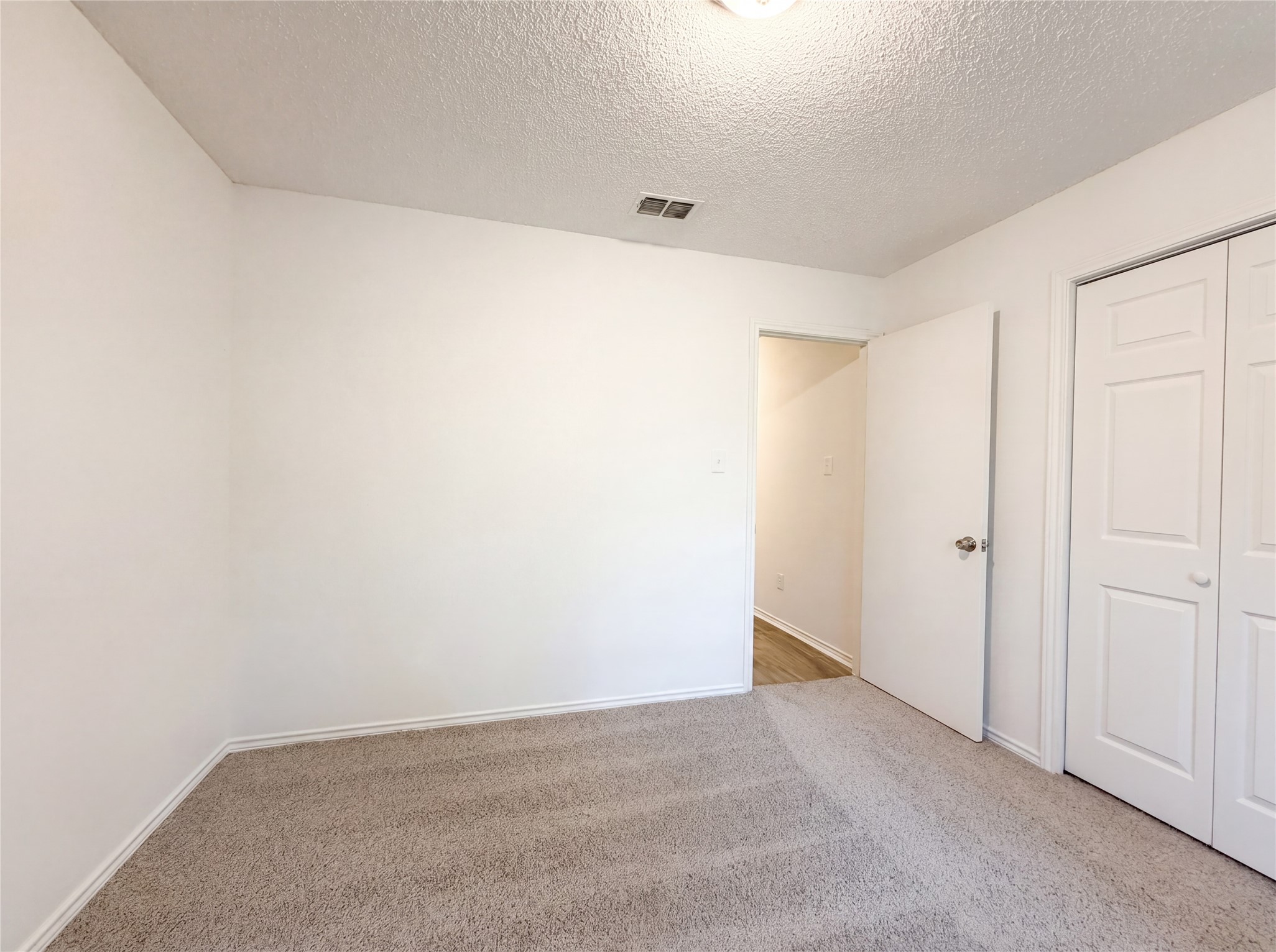 3628 Riverhead Drive Arlington TX 76015