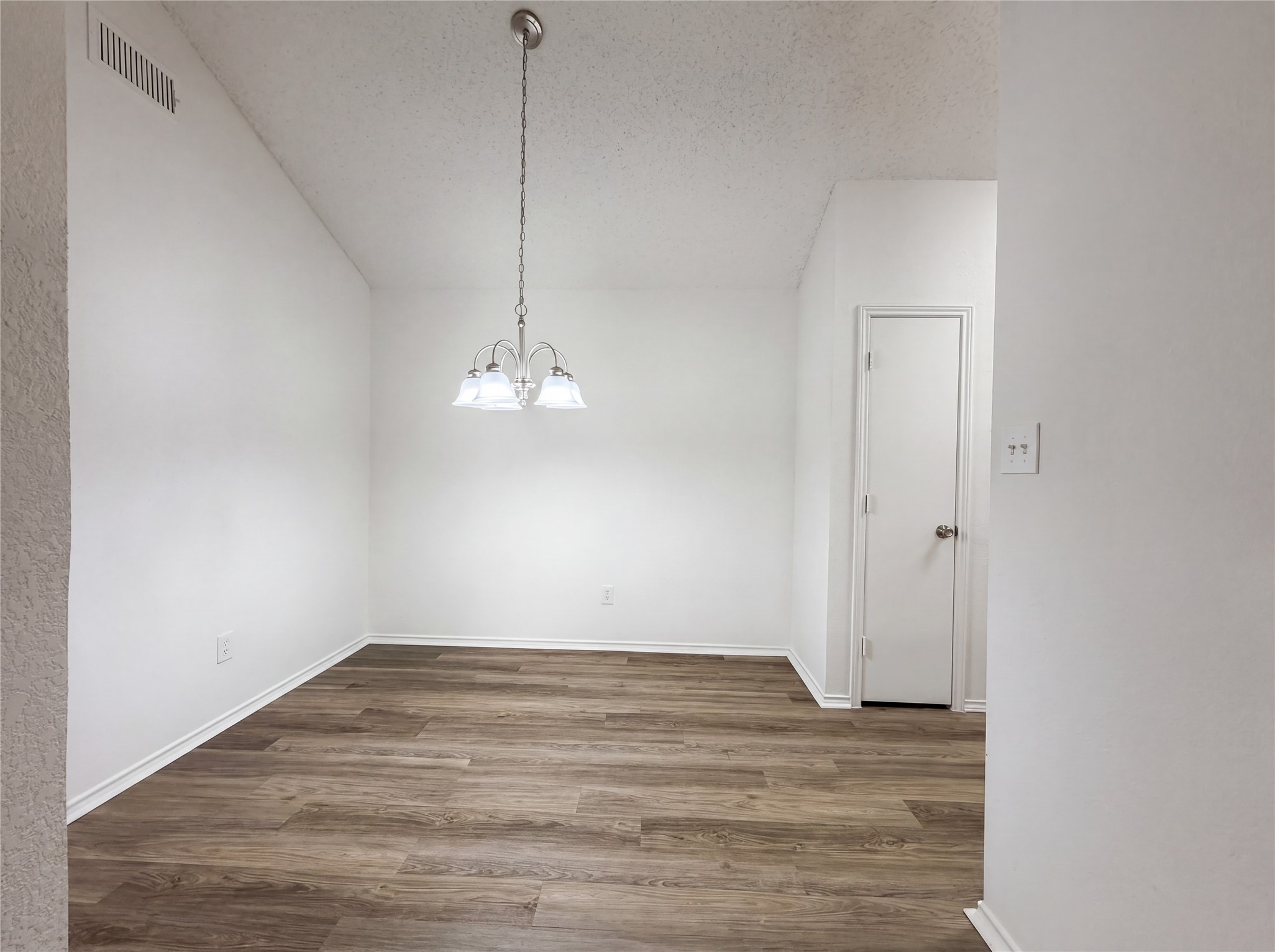 3628 Riverhead Drive Arlington TX 76015