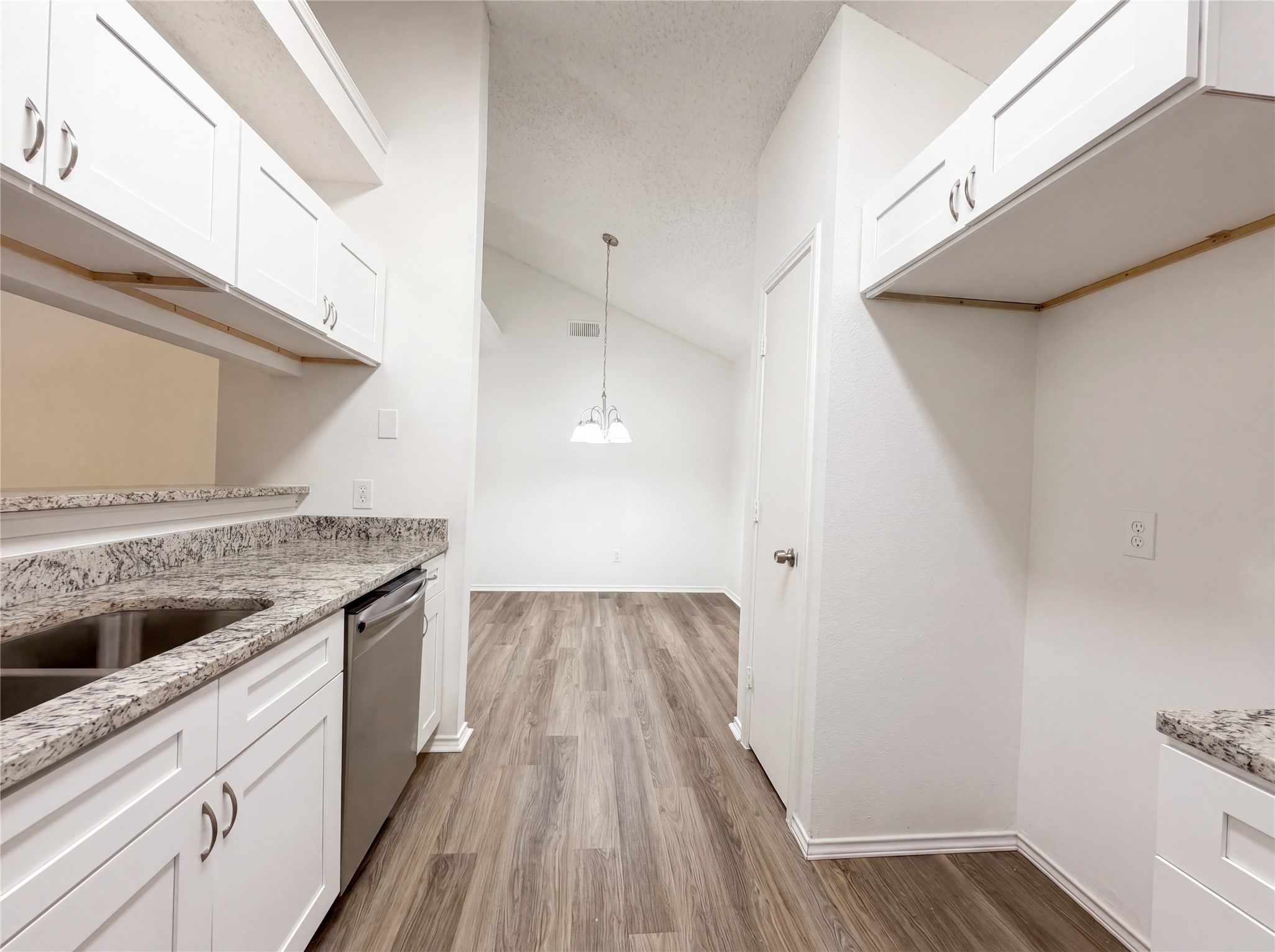 3628 Riverhead Drive Arlington TX 76015
