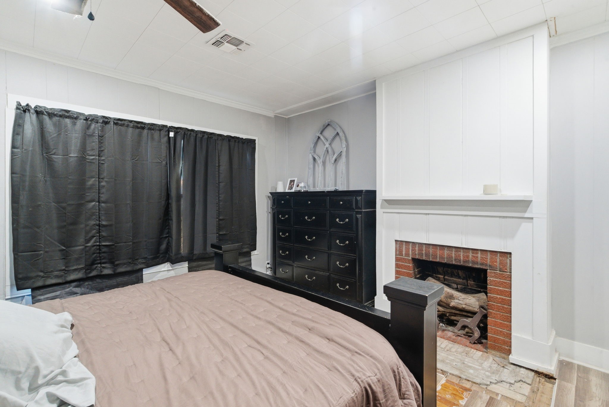 1317 4th Street Graham TX 76450