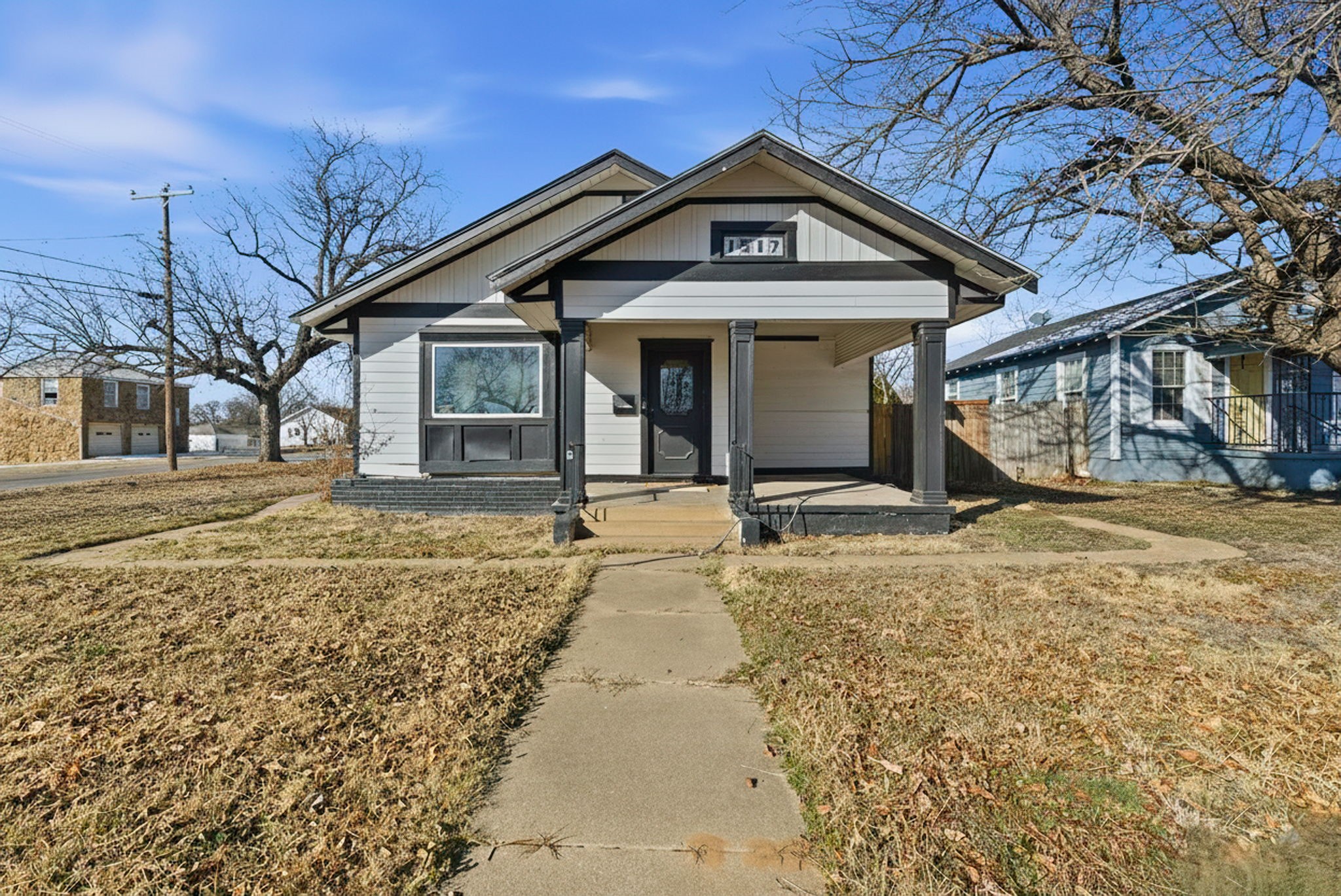 1317 4th Street Graham TX 76450