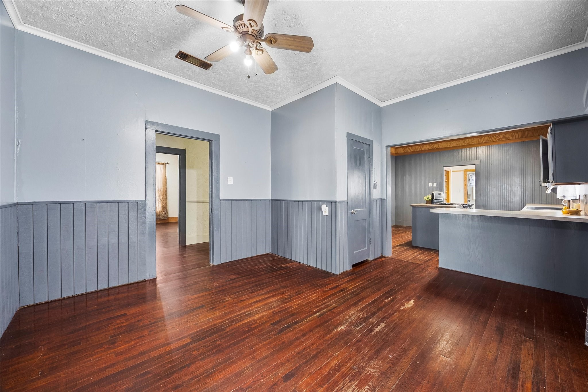 410 S Preston Street Wolfe City TX 75496