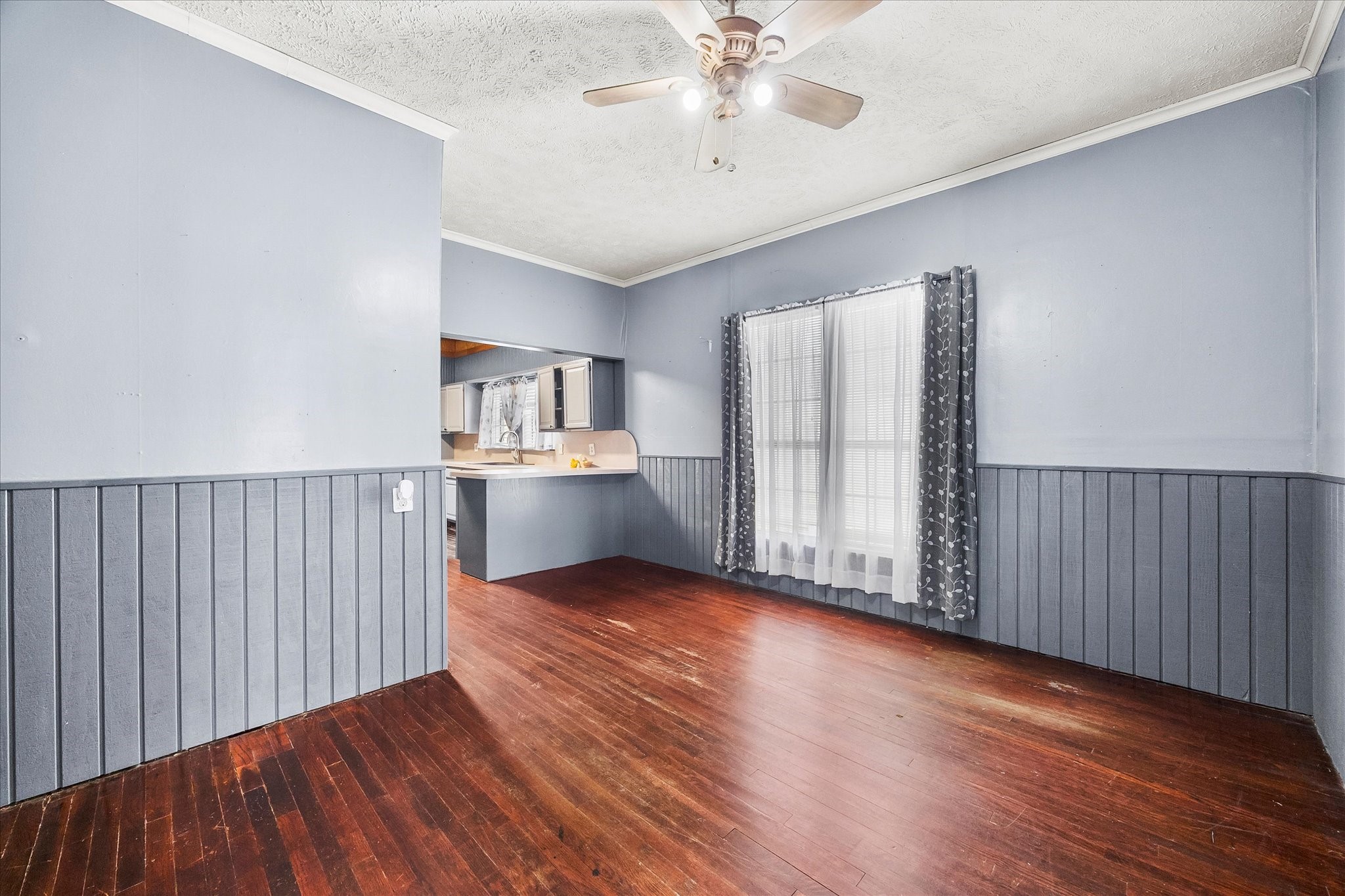 410 S Preston Street Wolfe City TX 75496