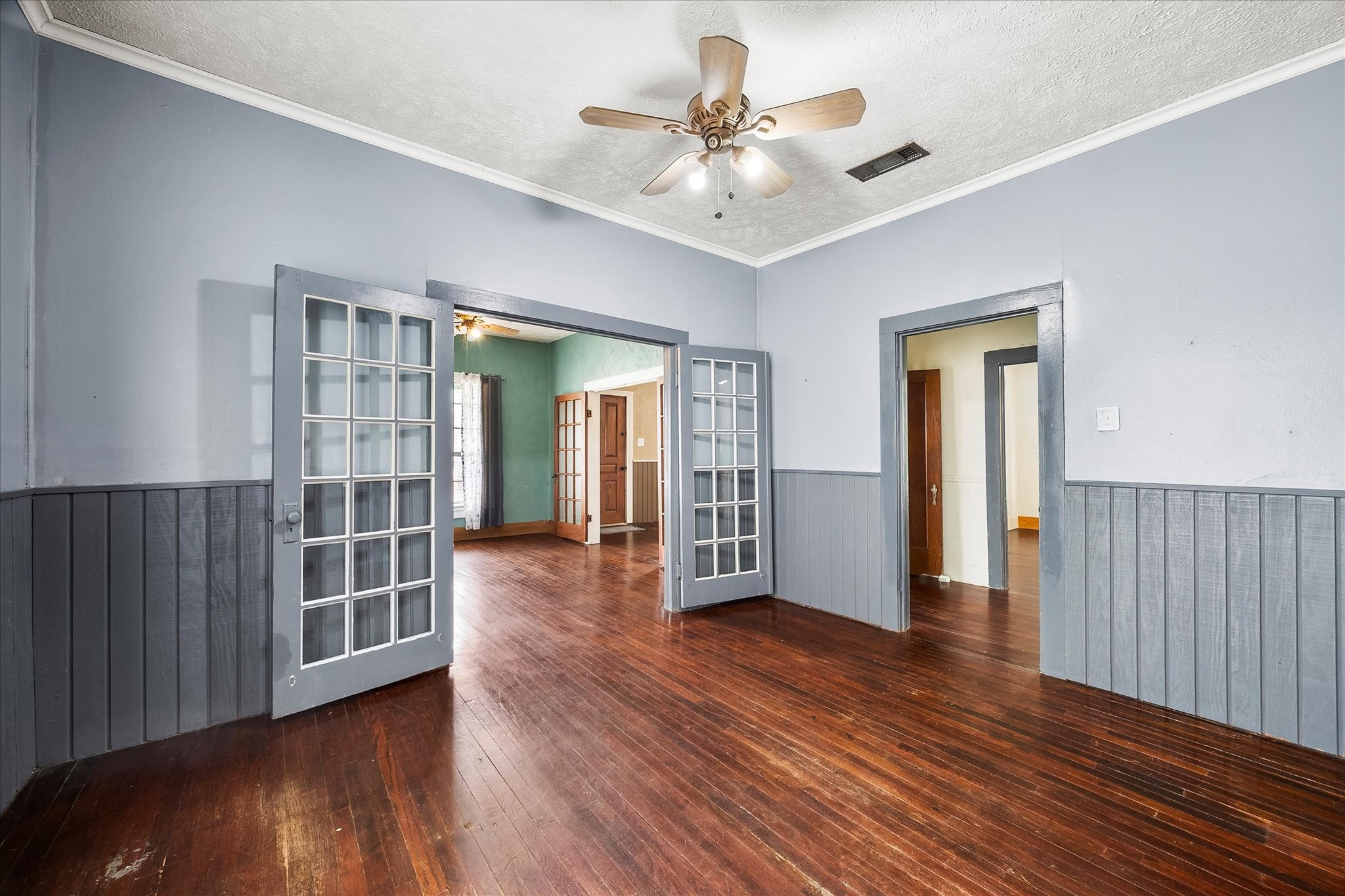 410 S Preston Street Wolfe City TX 75496
