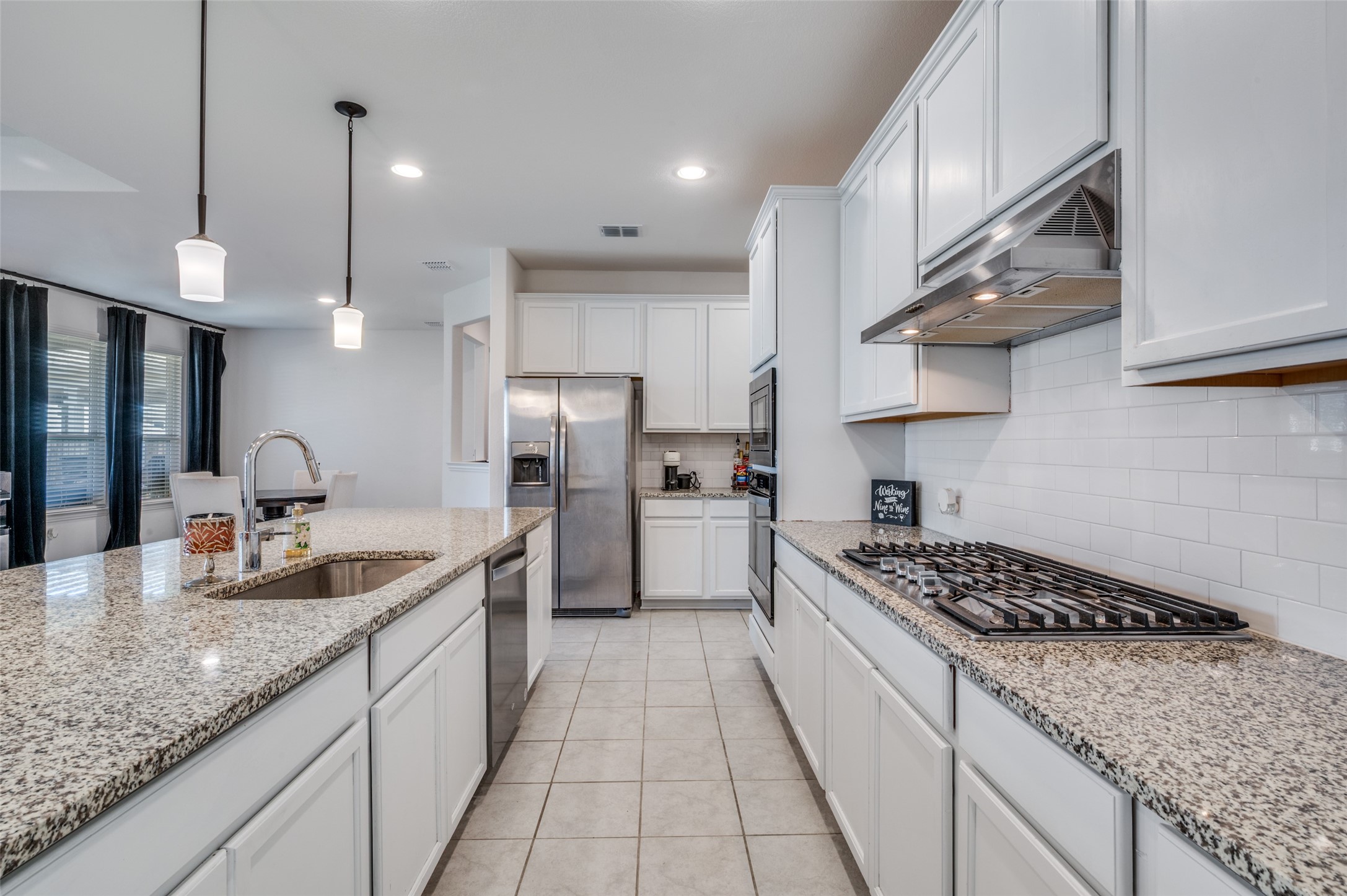 1609 Quentin Drive Aubrey TX 76227