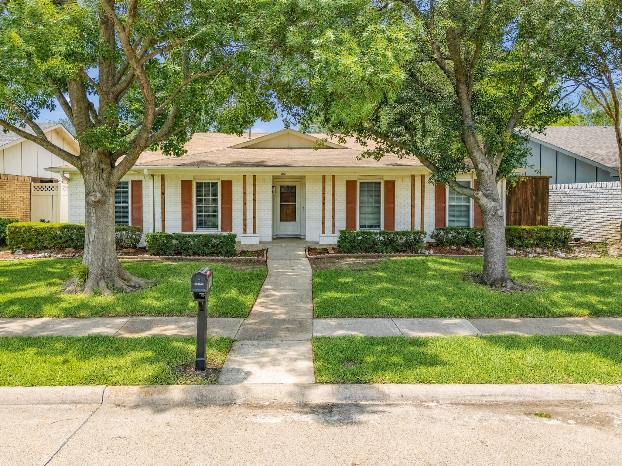 1907 Rambling Ridge Lane Carrollton TX 75007