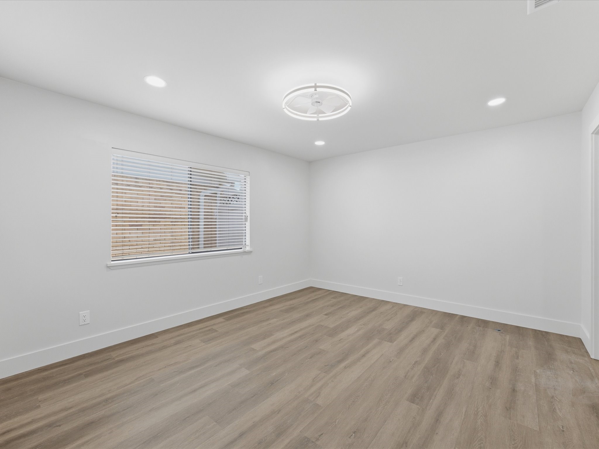 1907 Rambling Ridge Lane Carrollton TX 75007