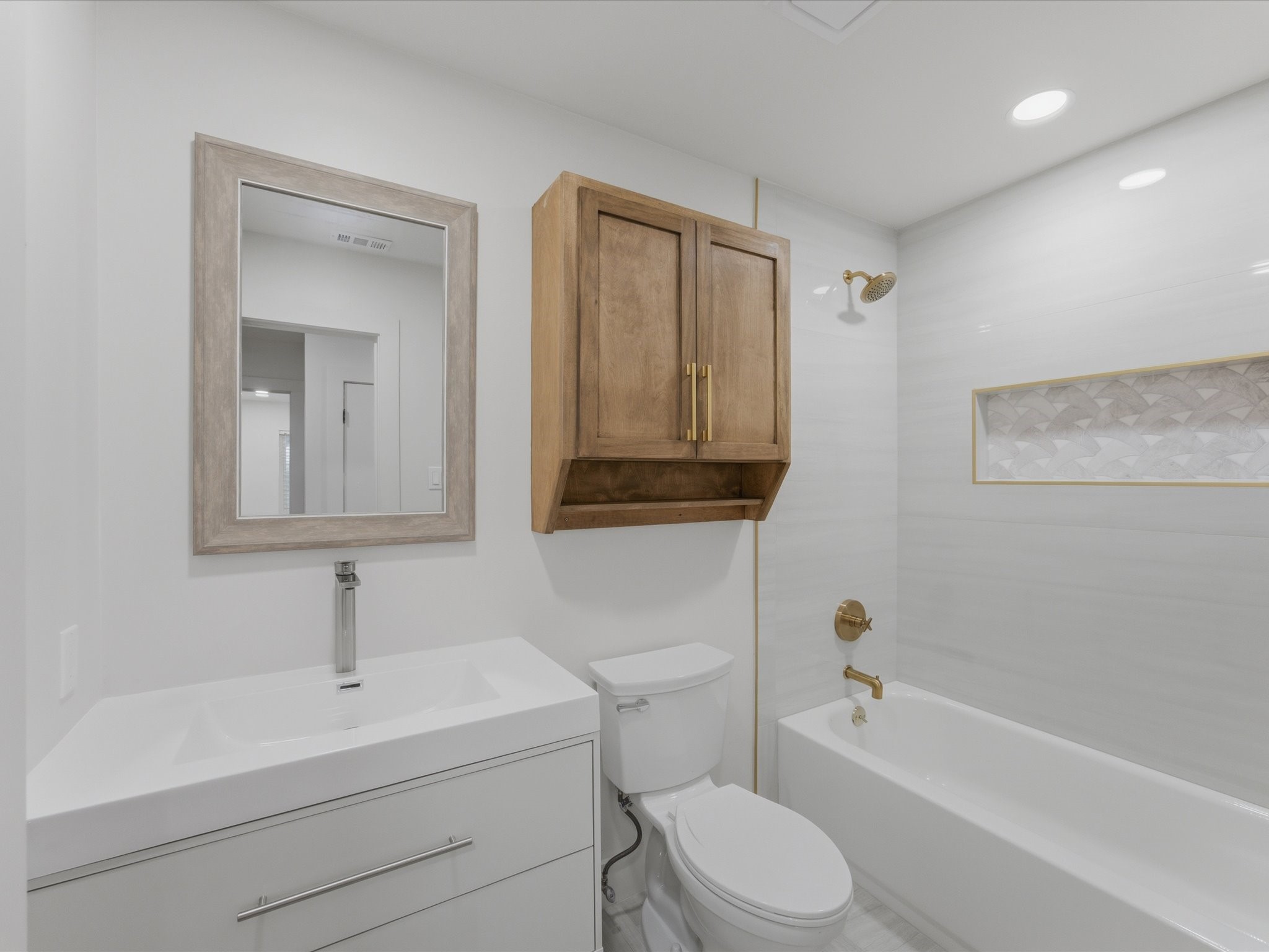 1907 Rambling Ridge Lane Carrollton TX 75007