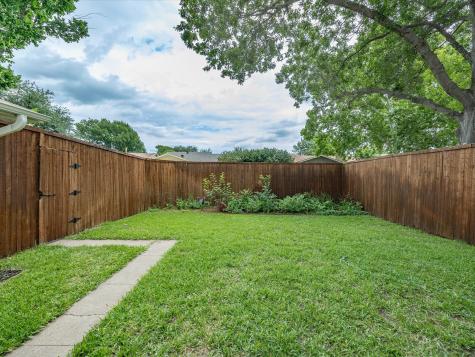 1907 Rambling Ridge Lane Carrollton TX 75007