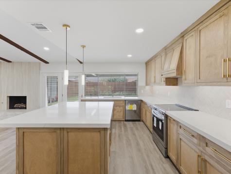 1907 Rambling Ridge Lane Carrollton TX 75007