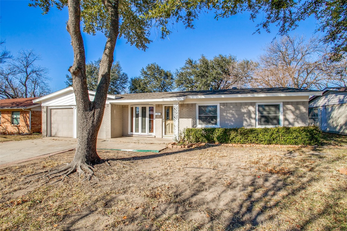 2327 Globe Avenue Dallas TX 75228