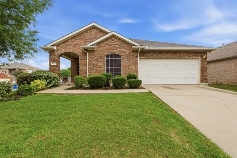 4524 Oakgrove Lane Sachse TX 75048