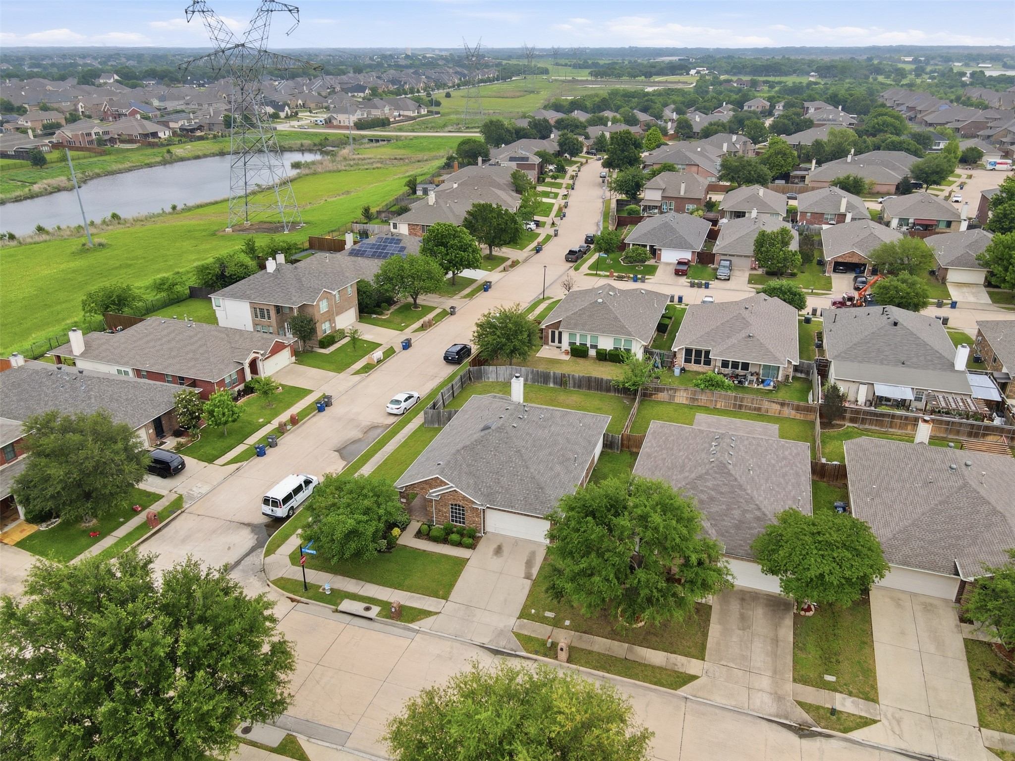 4524 Oakgrove Lane Sachse TX 75048