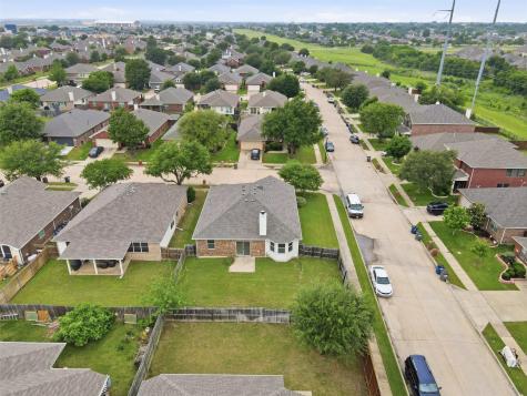 4524 Oakgrove Lane Sachse TX 75048