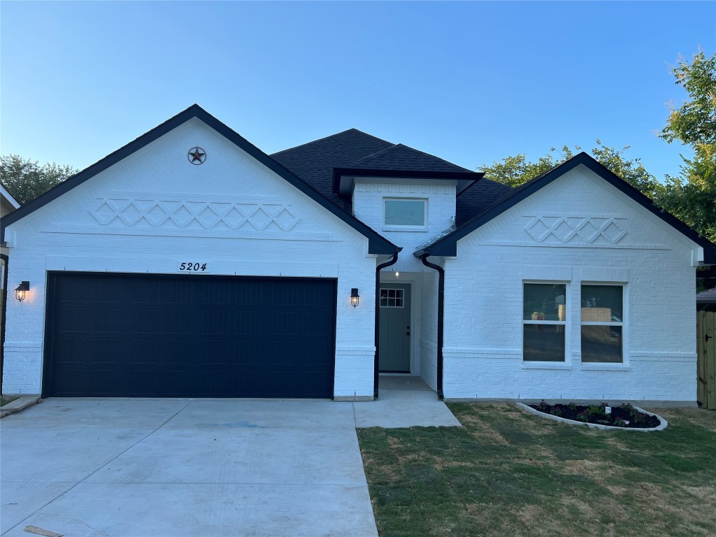 5062 Flamingo Road Fort Worth TX 76119