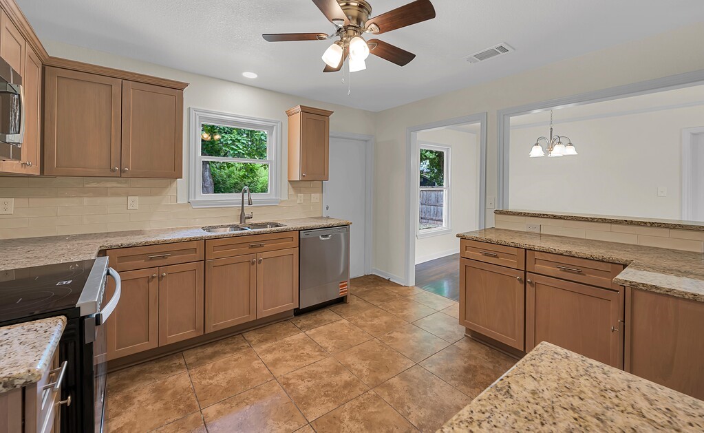 1116 N 45th Street Waco TX 76710