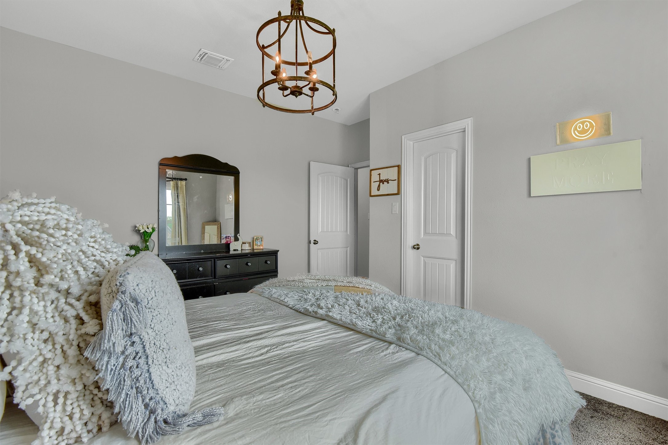 2113 Deer Run Gunter TX 75058