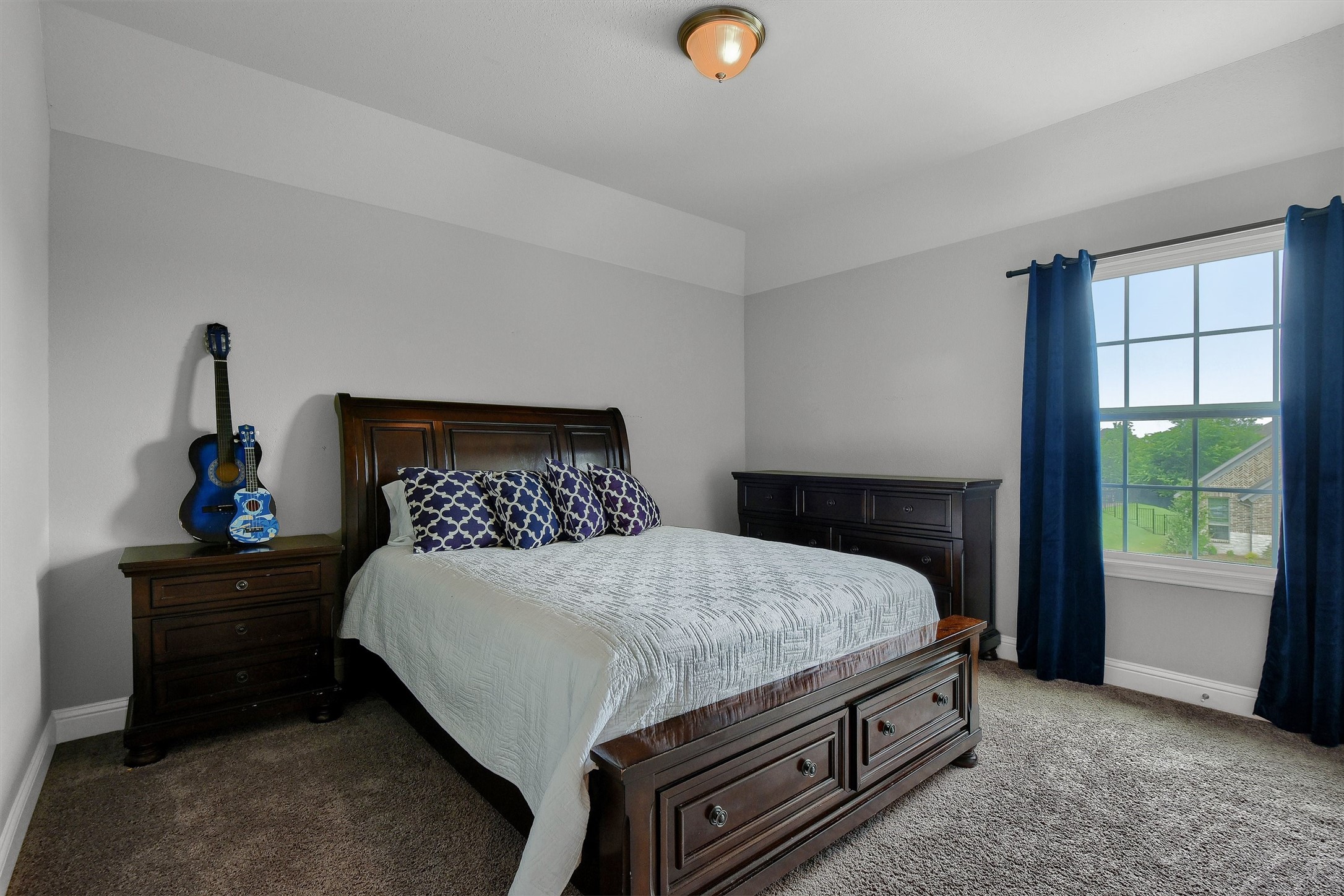 2113 Deer Run Gunter TX 75058
