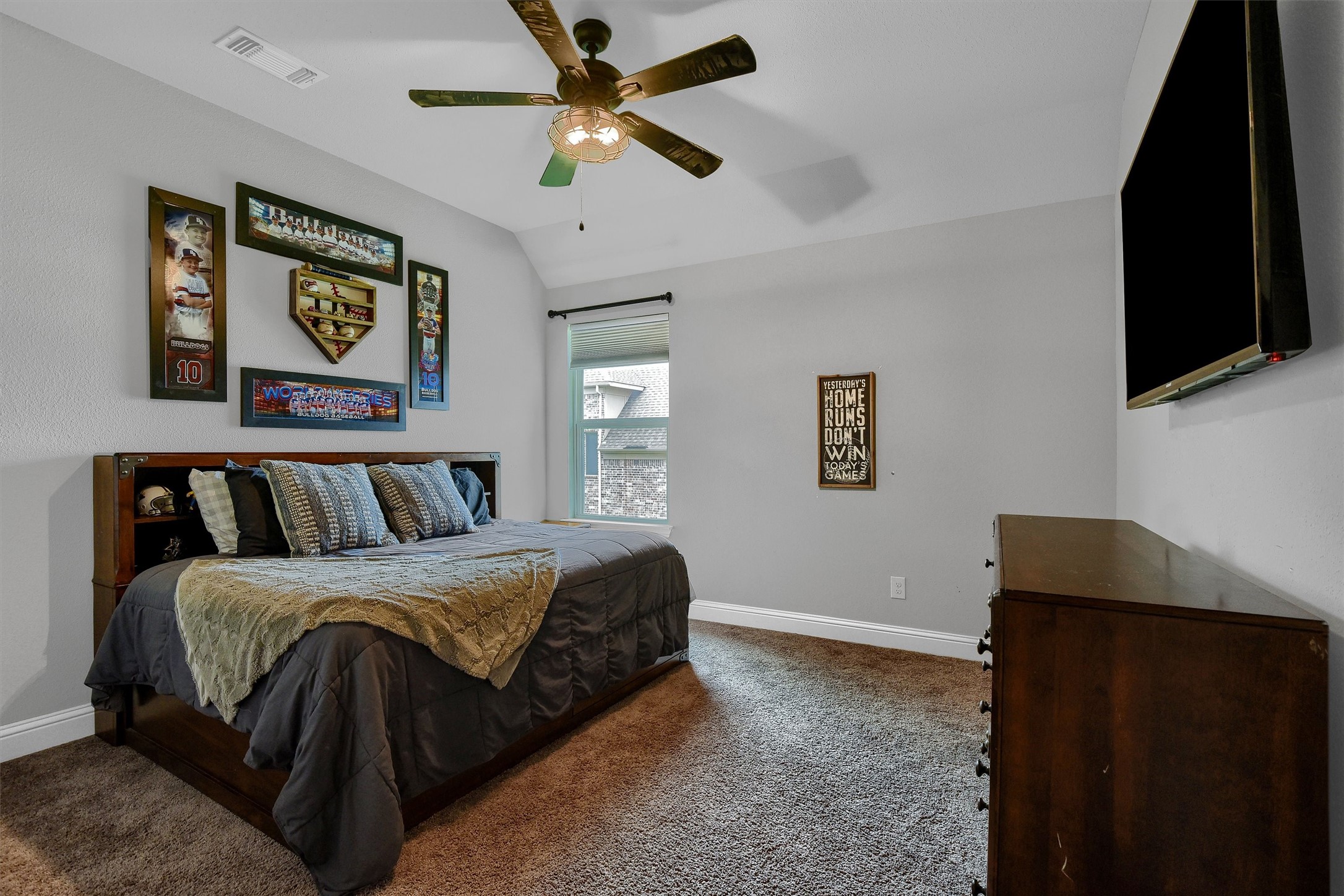 2113 Deer Run Gunter TX 75058
