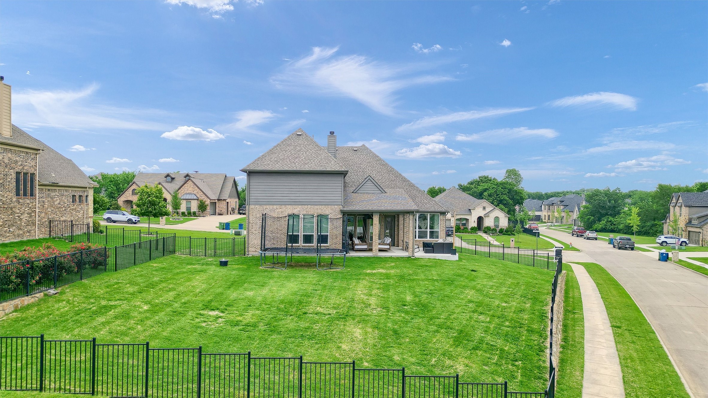 2113 Deer Run Gunter TX 75058