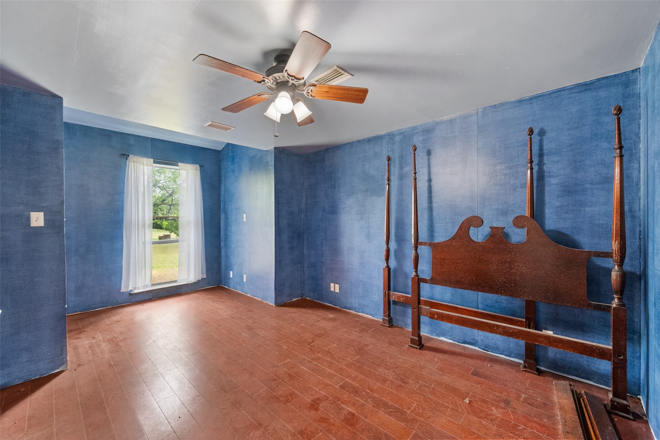 9326 NW County Road 1343 Blooming Grove TX 76626