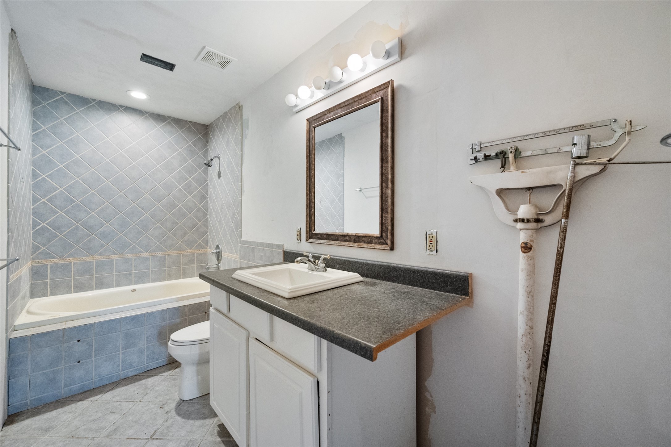 9326 NW County Road 1343 Blooming Grove TX 76626