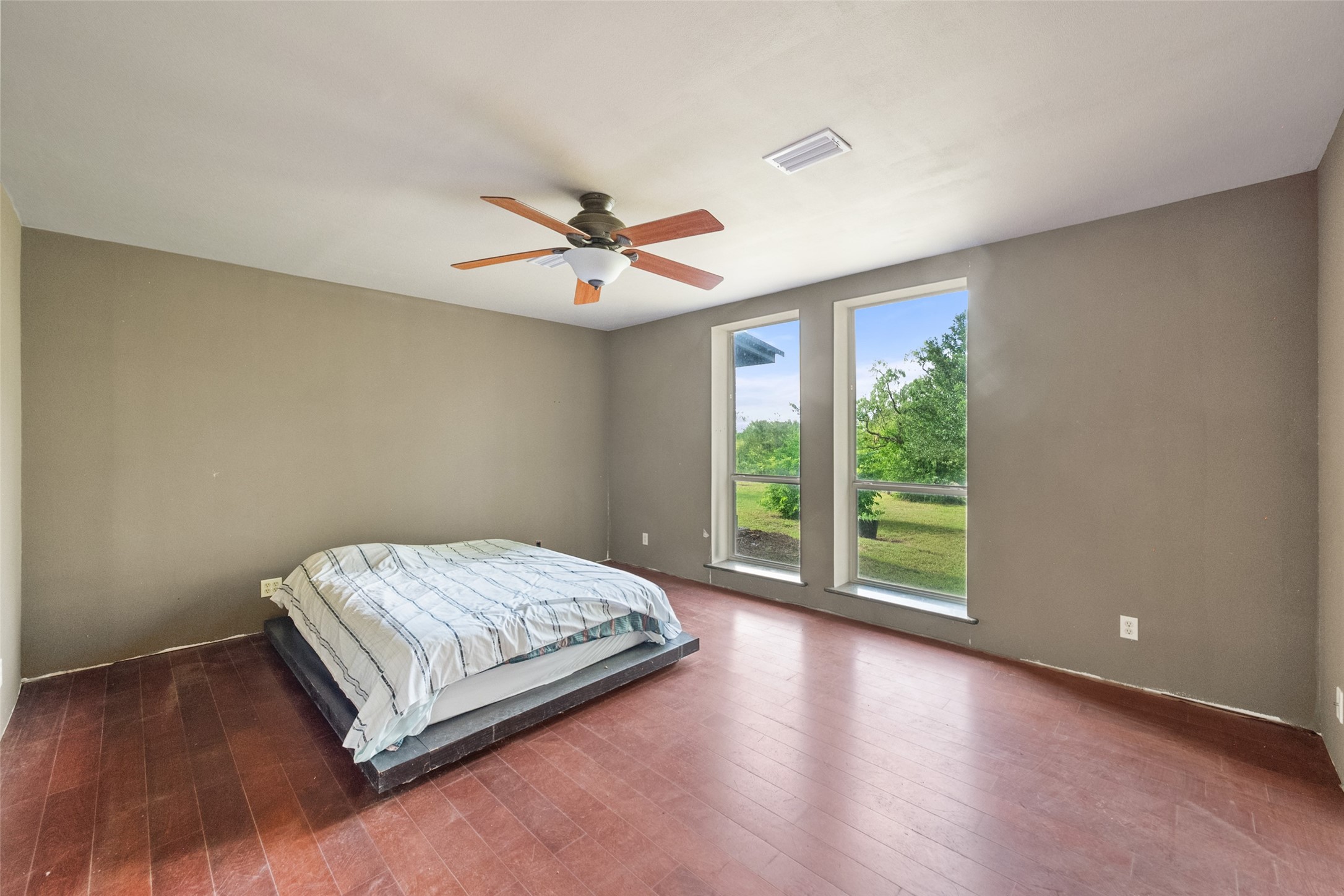 9326 NW County Road 1343 Blooming Grove TX 76626
